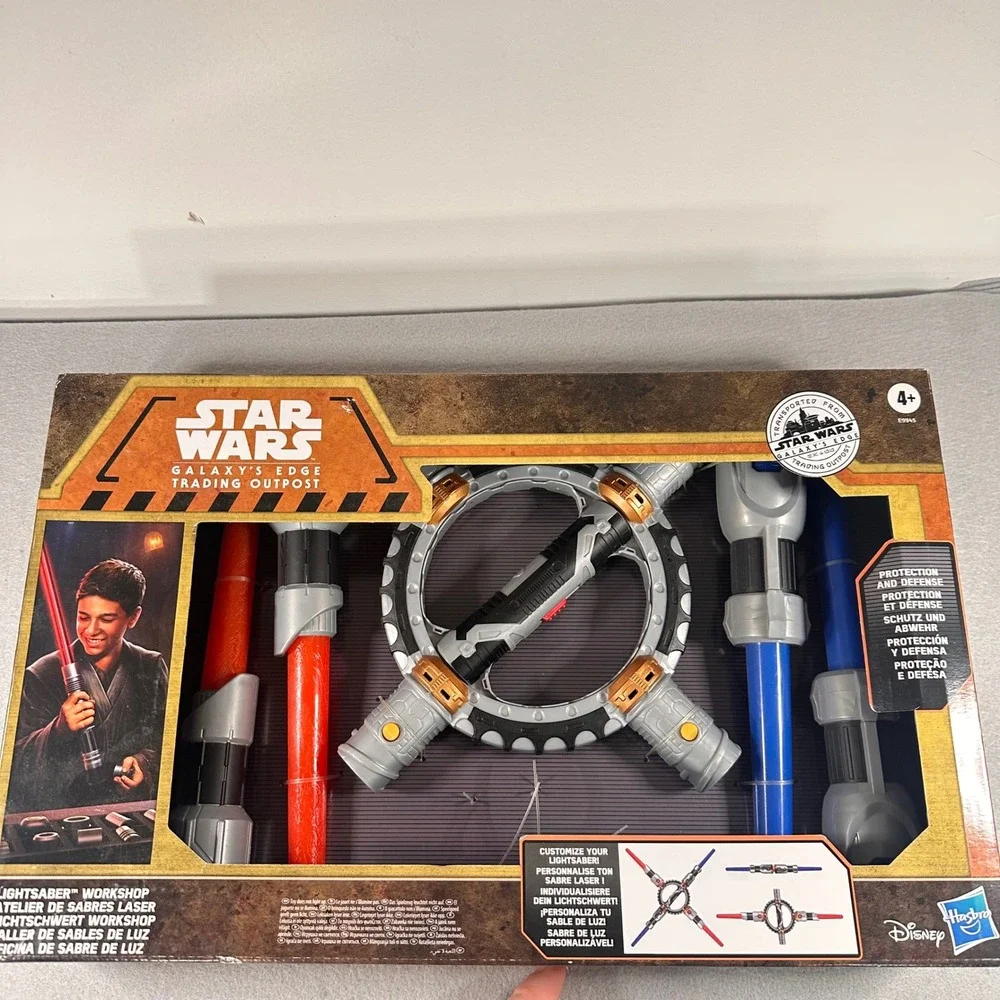 NWT Star Wars Galaxys Edge Trading Outpost Lightsaber Workshop Hasbro E9945 NEW